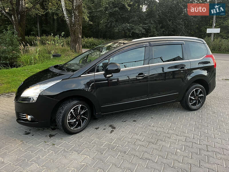 Мікровен Peugeot 5008 2010 в 