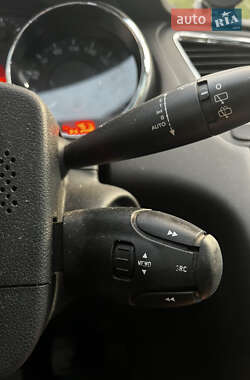 Мікровен Peugeot 5008 2010 в 