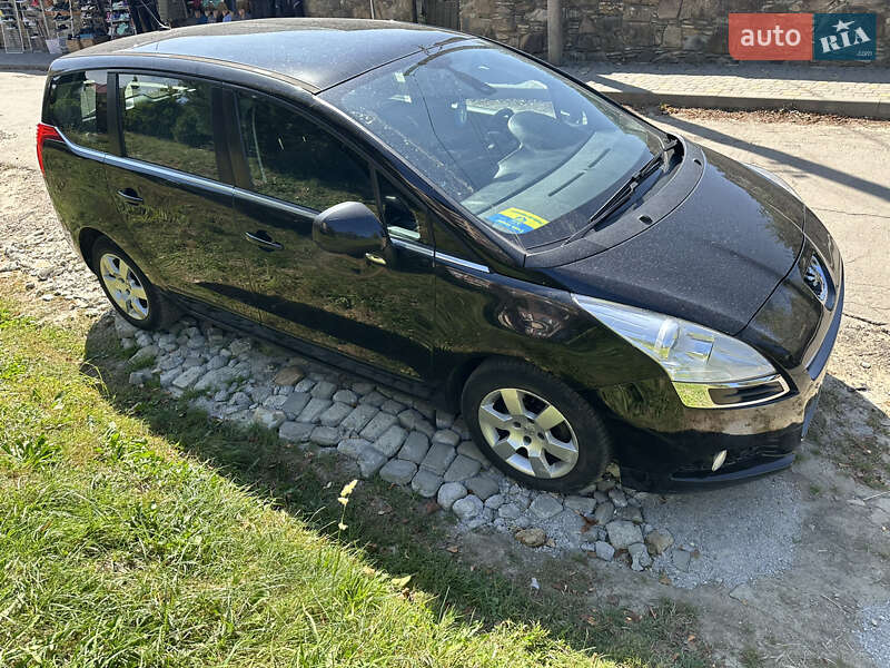 Мікровен Peugeot 5008 2012 в Трускавці