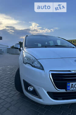 Мікровен Peugeot 5008 2015 в Ковелі