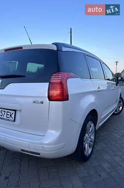 Микровэн Peugeot 5008 2015 в Ковеле