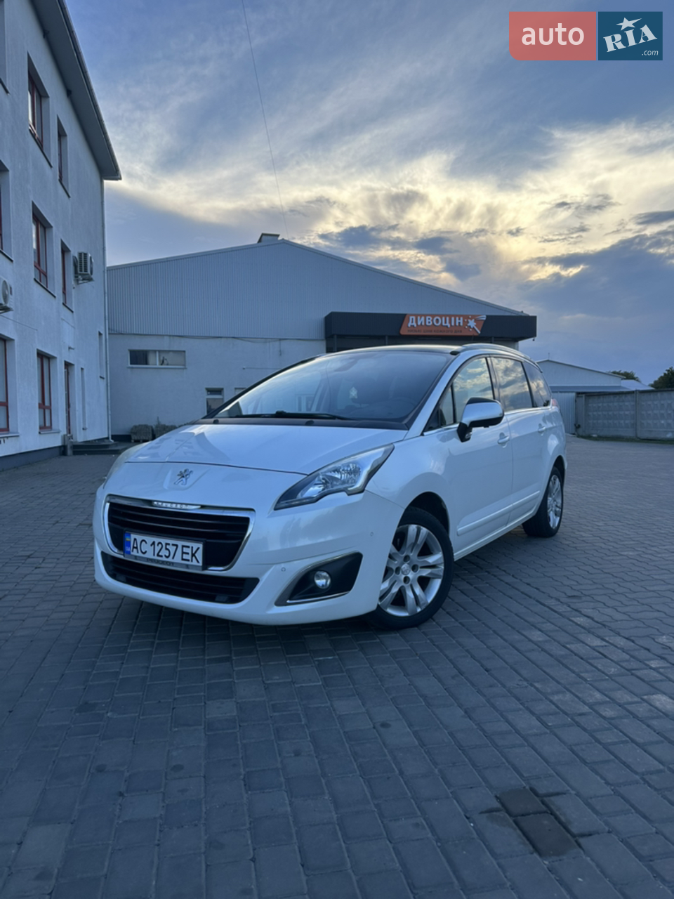 2016 Peugeot 5008 - мініатюра 21