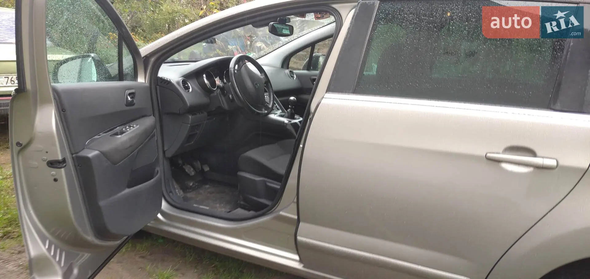 2010 Peugeot 5008 - мініатюра 17