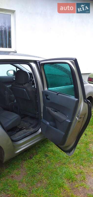 Мінівен Peugeot 5008 2010 в Яворові