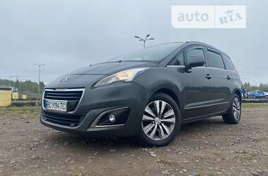 Микровэн Peugeot 5008 2014 в Львове