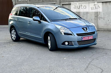 Микровэн Peugeot 5008 2011 в Павлограде