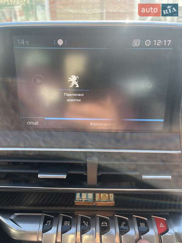 Позашляховик / Кросовер Peugeot 5008 2018 в Золочеві