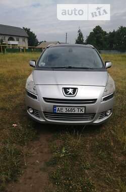 Мікровен Peugeot 5008 2010 в Дніпрі