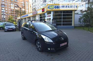 Мікровен Peugeot 5008 2011 в Рівному