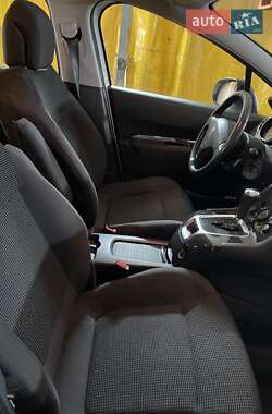 Микровэн Peugeot 5008 2016 в 