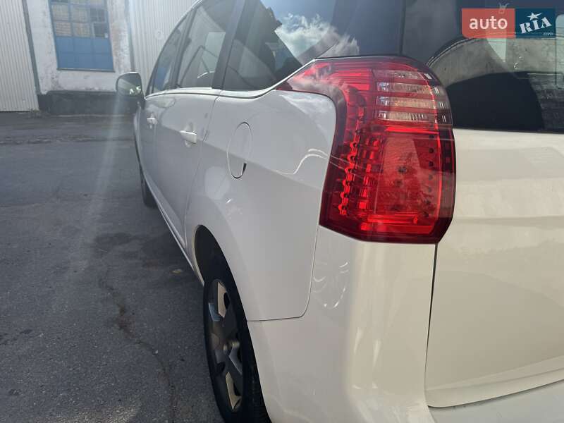 Мікровен Peugeot 5008 2016 в Житомирі