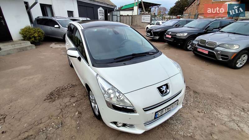 Микровэн Peugeot 5008 2011 в Чернигове