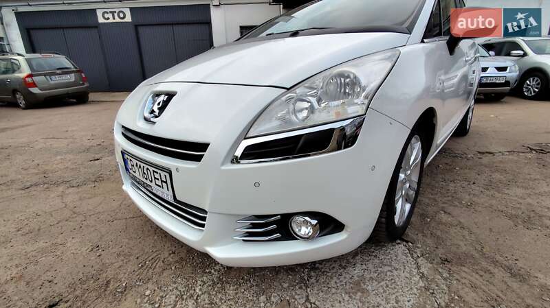 Микровэн Peugeot 5008 2011 в Чернигове