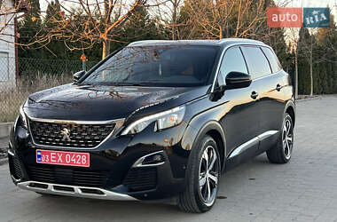 Позашляховик / Кросовер Peugeot 5008 2017 в Львові