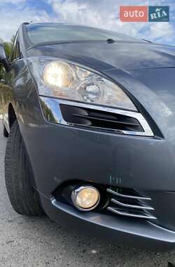 Микровэн Peugeot 5008 2011 в Полтаве