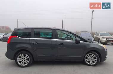 Микровэн Peugeot 5008 2010 в Львове