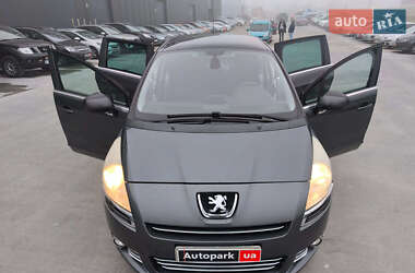 Микровэн Peugeot 5008 2010 в Львове