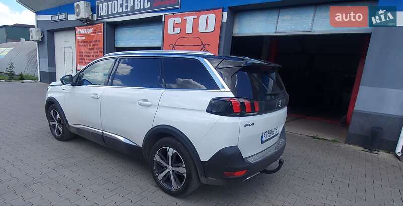 Позашляховик / Кросовер Peugeot 5008 2018 в Калуші