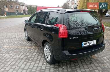 Мікровен Peugeot 5008 2010 в Бару