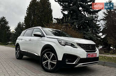 Внедорожник / Кроссовер Peugeot 5008 2018 в Тернополе