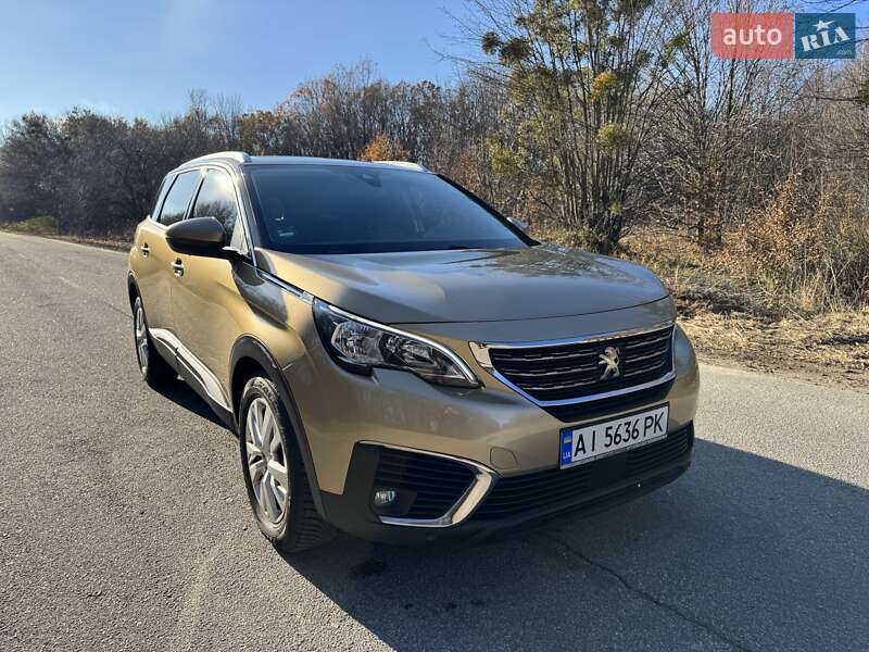 Позашляховик / Кросовер Peugeot 5008 2017 в Таращі