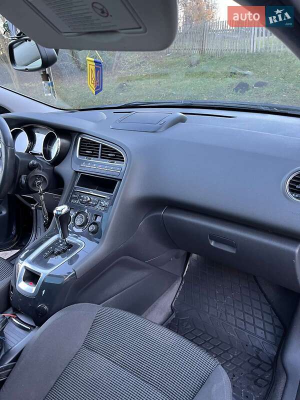 Мікровен Peugeot 5008 2013 в Перемишлянах