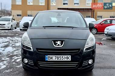 Микровэн Peugeot 5008 2010 в Ровно