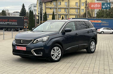 Позашляховик / Кросовер Peugeot 5008 2017 в Львові