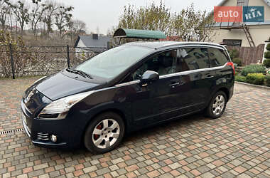 Мікровен Peugeot 5008 2013 в Рівному