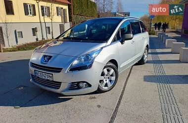 Мікровен Peugeot 5008 2013 в Львові