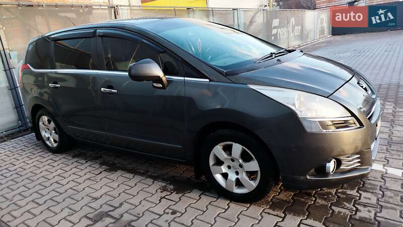 Микровэн Peugeot 5008 2012 в Житомире