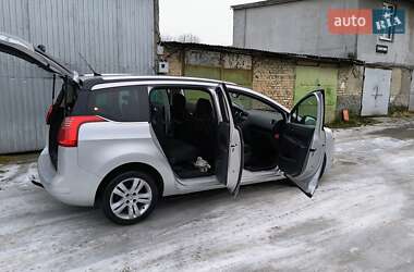 Мікровен Peugeot 5008 2011 в Золочеві