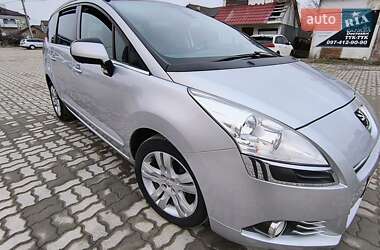 Мікровен Peugeot 5008 2011 в Золочеві