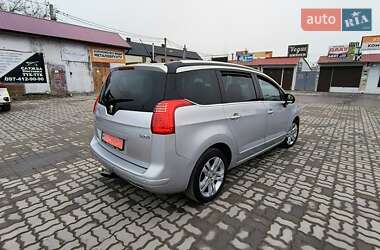 Мікровен Peugeot 5008 2011 в Золочеві