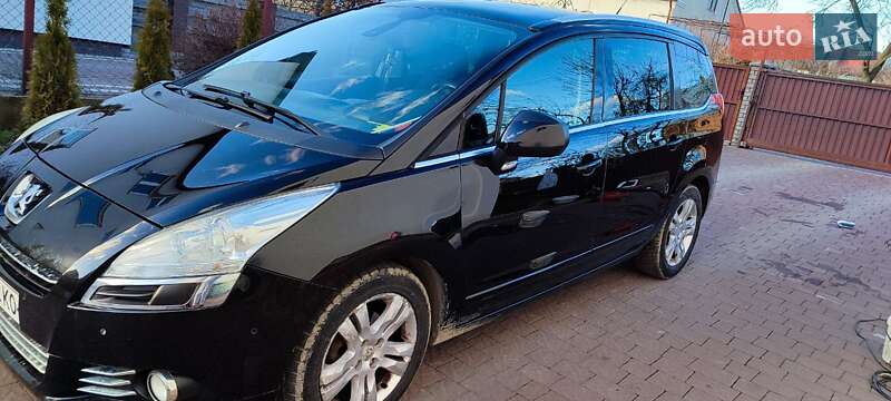 Мікровен Peugeot 5008 2010 в Львові