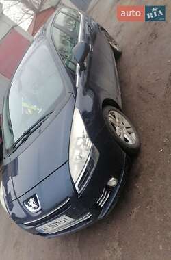 Мікровен Peugeot 5008 2010 в Броварах