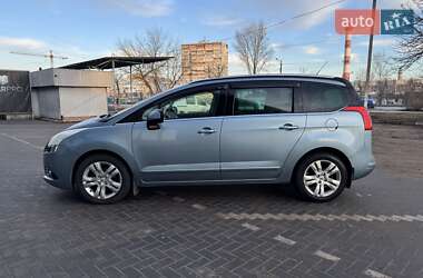 Мікровен Peugeot 5008 2010 в Житомирі