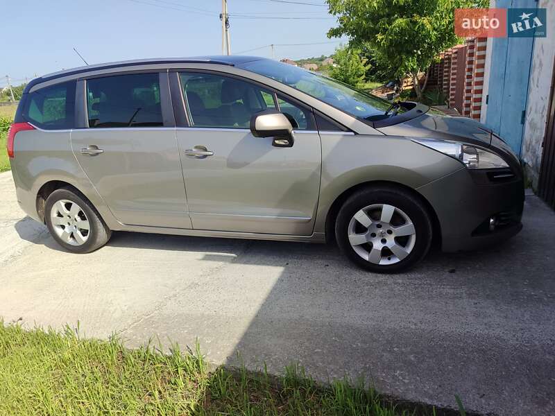 Микровэн Peugeot 5008 2012 в Киеве фото 2 Микровэн Peugeot 5008 2012 в Киеве