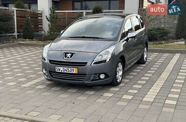 Мікровен Peugeot 5008 2012 в Стрию