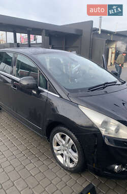 Микровэн Peugeot 5008 2009 в 