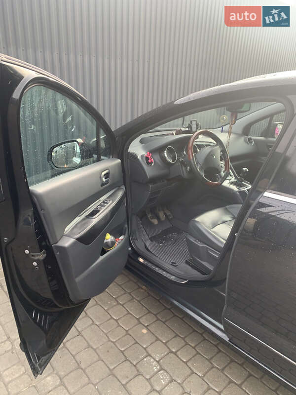Микровэн Peugeot 5008 2009 в Винниках