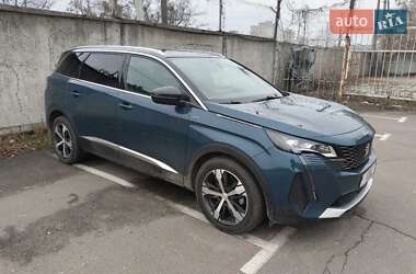 Внедорожник / Кроссовер Peugeot 5008 2022 в Киеве