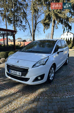 Микровэн Peugeot 5008 2015 в Львове