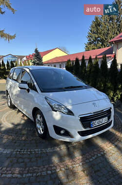 Микровэн Peugeot 5008 2015 в Львове