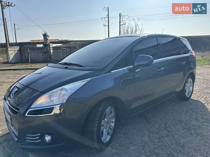 Мікровен Peugeot 5008 2010 в Вознесенську
