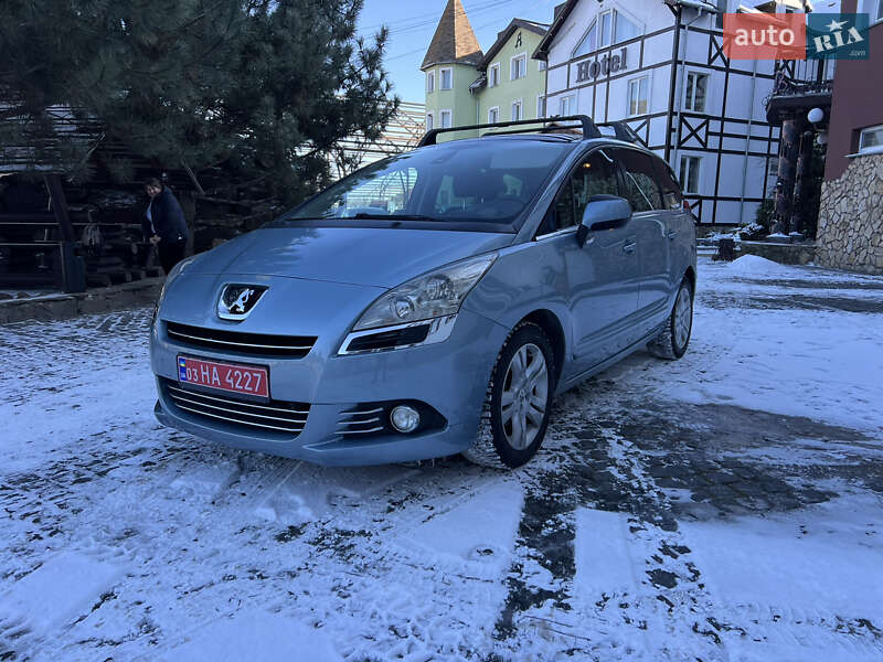 Микровэн Peugeot 5008 2009 в Ровно