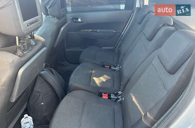 Микровэн Peugeot 5008 2012 в 