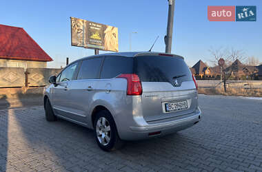 Микровэн Peugeot 5008 2012 в 