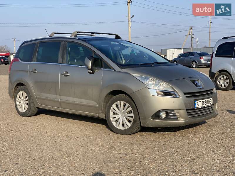 Микровэн Peugeot 5008 2011 в Одессе