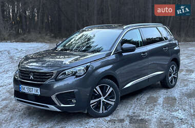 Внедорожник / Кроссовер Peugeot 5008 2018 в Бродах